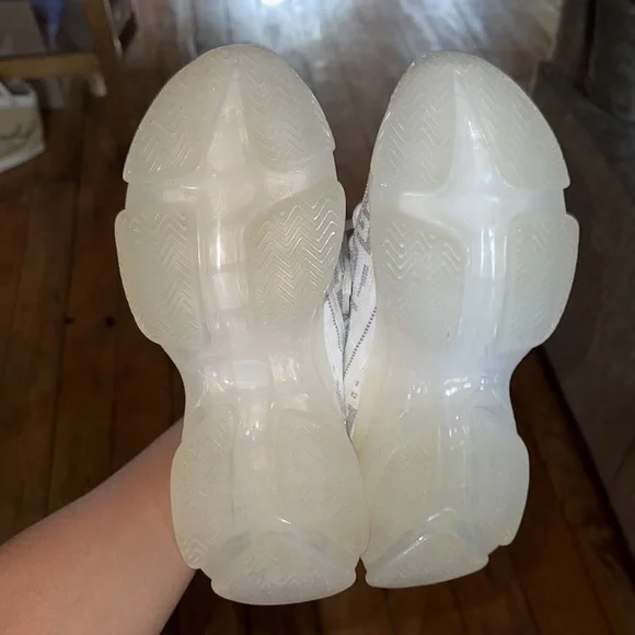 Steve Madden Women's Maxima Rhinestone Trainer Sneakers 9.5 M - Picture 7 of 7